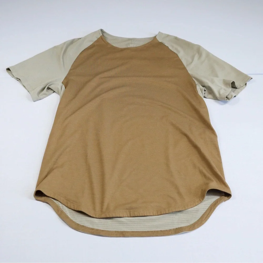 Lululemon Always Agile Short Sleeve Shirt Tan Beige Raglan Curved Hem Mens Small